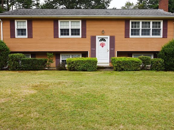 2nd image of 16 Arrow Dr