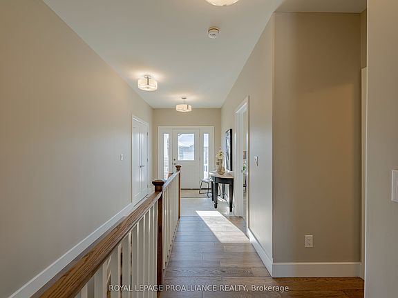 3rd image of 31 Douglas Marshall Cres