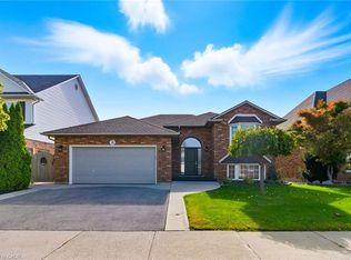 15 Las Rd, West Lincoln, ON L0R 2A0