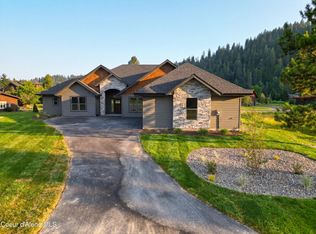 86 Marie Victoria Ct, Sandpoint, ID 83864