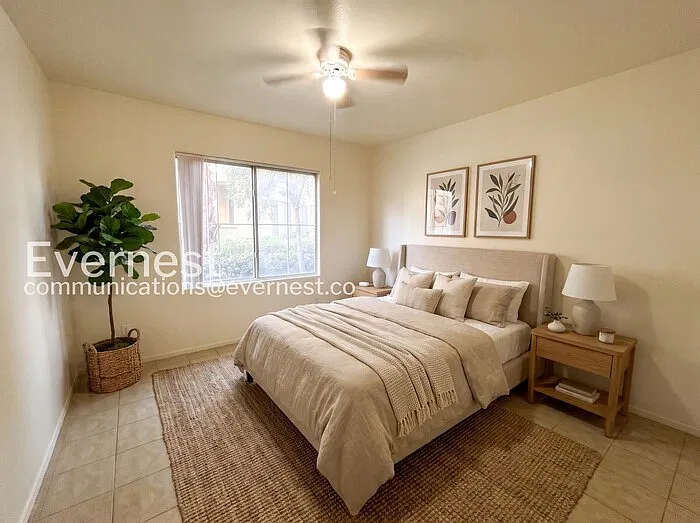 7123 S Durango Dr — Photo 2