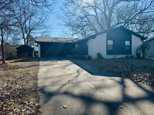 2003 Cenwood Dr, Jonesboro, AR 72401