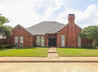 18716 Amador Ave, Dallas, TX 75252