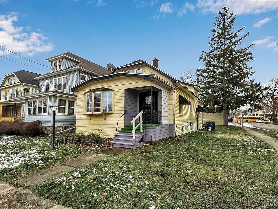1st image of 456 Cambridge Ave