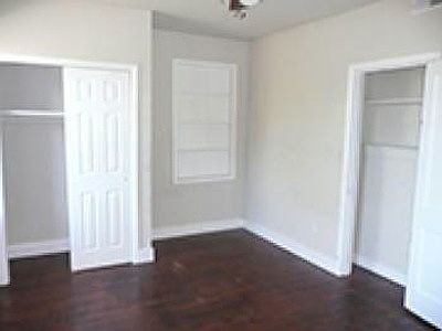 3rd image of 4075-4077 S Grand Blvd