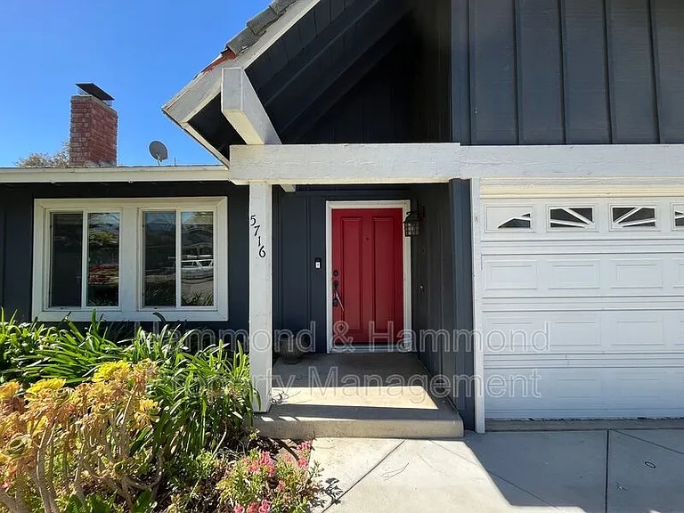 5716 Bloomfield St — Photo 2