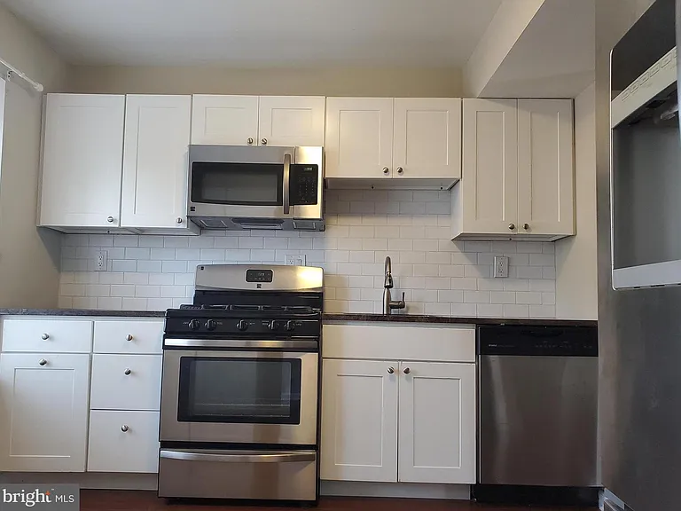2205 Elberta Ln — Photo 14