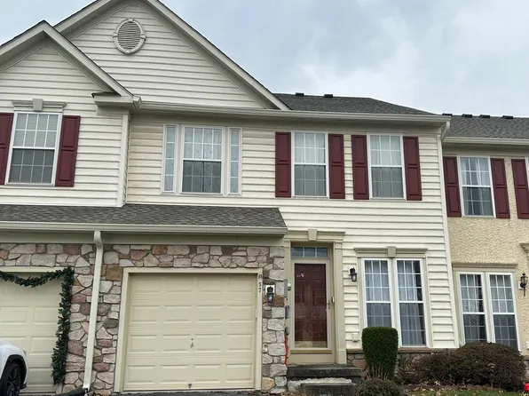 57 N Savanna Dr, Pottstown, PA 19465
