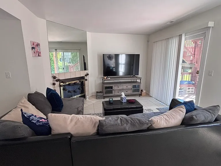 890 Hunt Club Dr — Photo 12