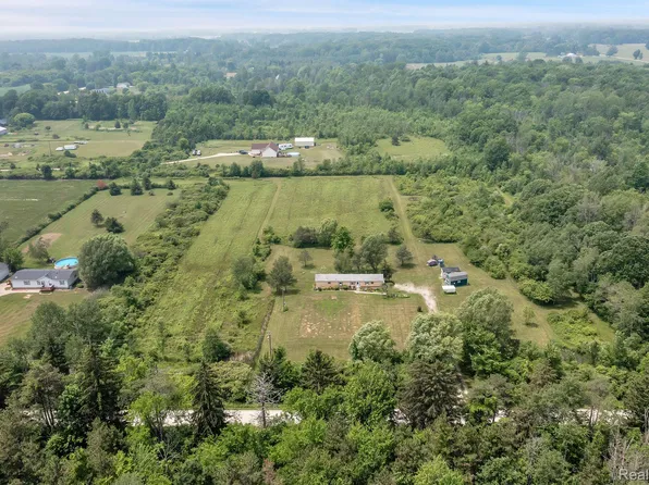 5607 Kingsley Rd, Clyde, MI 48049