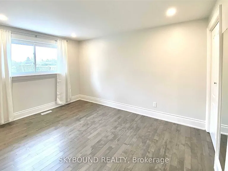 165 Orchard Heights Blvd — Photo 16