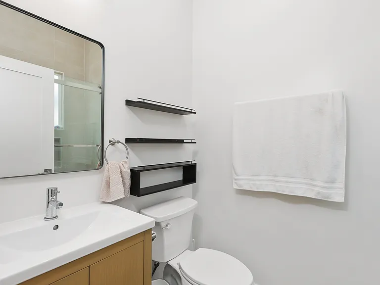 11081 College Ave #1 — Photo 13