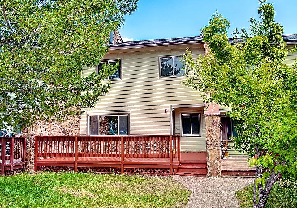 1st image of 5 Balsam Ct