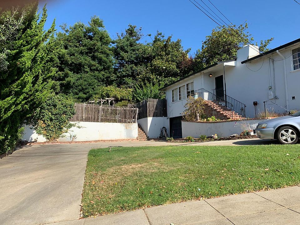 1st image of 565 Magnolia Ave