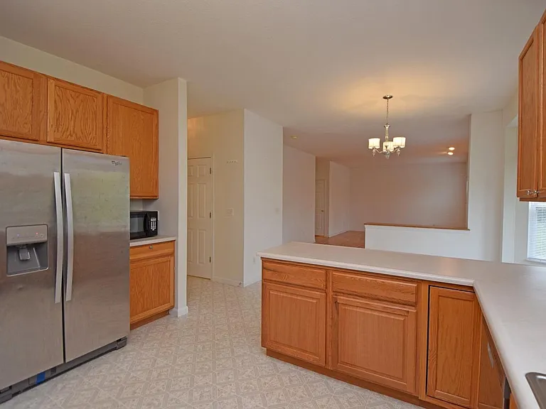 7867 Winding Creek Ct — Photo 4