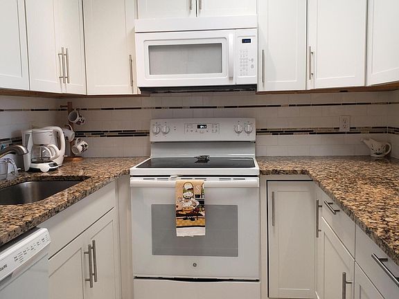 2nd image of 279 Coventry E #L