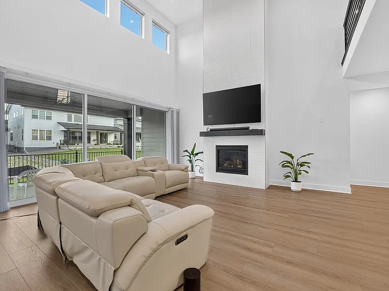 5868 Santa Cruz Point — Photo 13