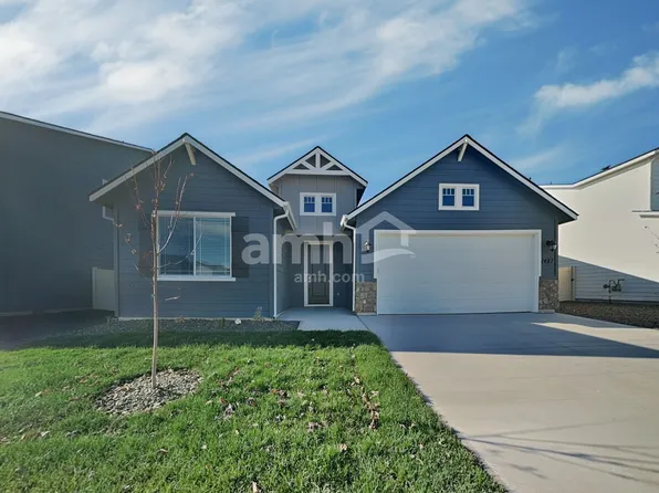 1487 N Barkvine Ave, Star, ID 83669