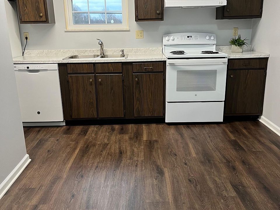 Spacious Kitchen