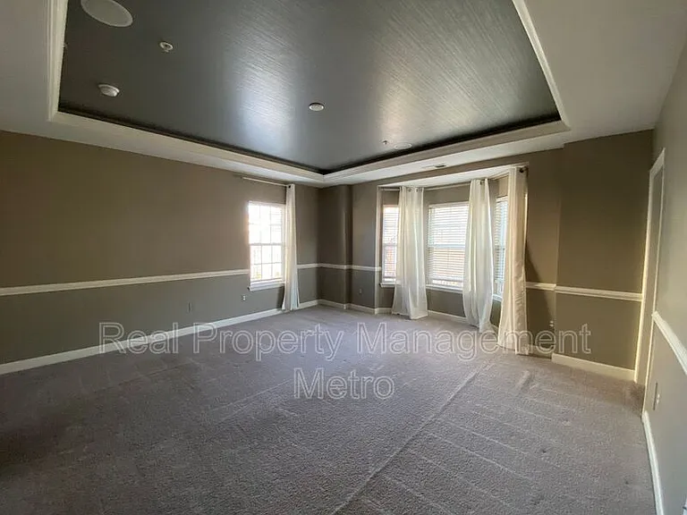 7305 Elkridge Crossing Way — Photo 12