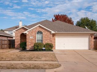 7319 Fossil Lake Dr, Arlington, TX 76002