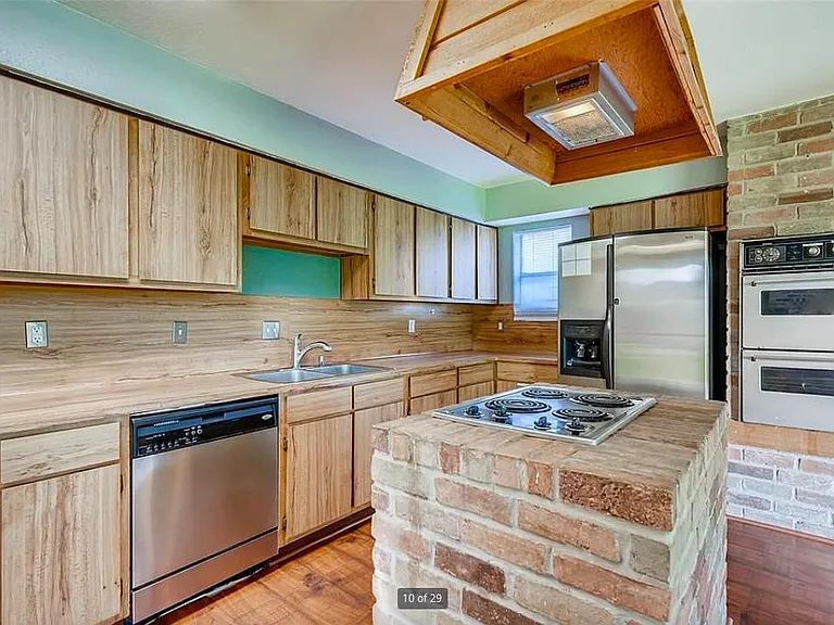 946 Mesa Terrace Dr — Photo 17