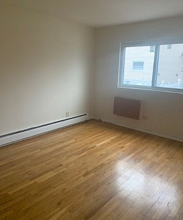 3rd image of 8204 149th Ave