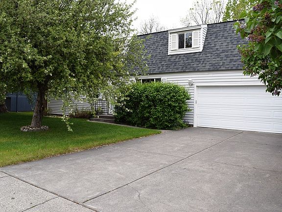 3rd image of 275 N Ladino Dr