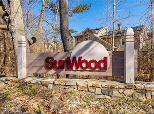 72 Red Oak Cir #72, Shelton, CT 06484
