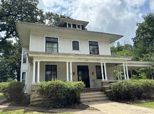 805 W Milroy Ave, Rensselaer, IN 47978