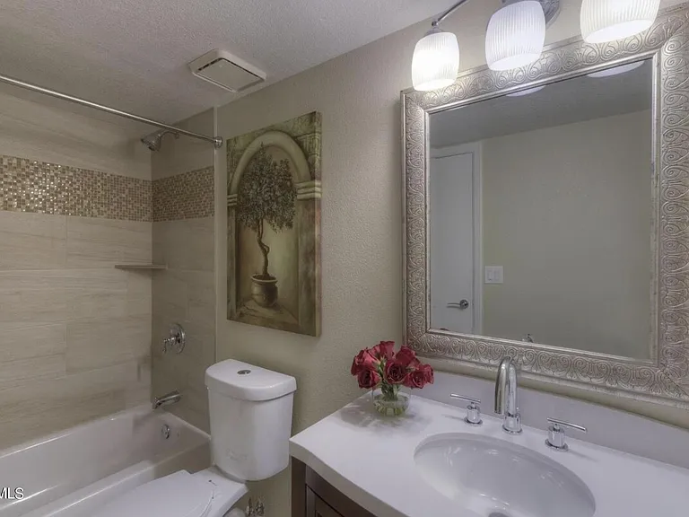 6609 E Phelps Rd — Photo 59