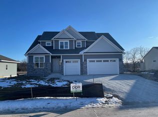 623 Hunter Dr, Racine, WI 53406