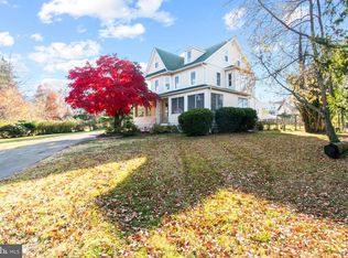 2 Paradise Ave, Catonsville, MD 21228