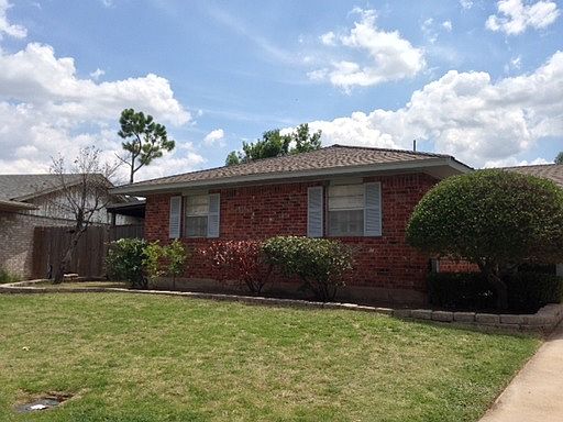1st image of 1606 NW Black Mesa Dr