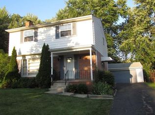 842 Courtland St, Ypsilanti, MI 48197