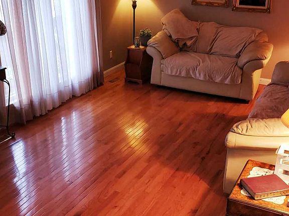 5th image of 509 Rose Ave