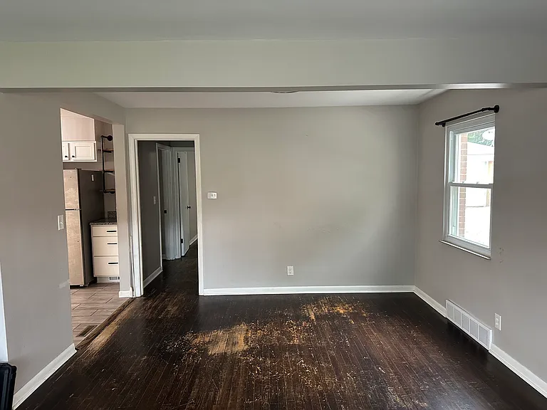 1725 Liberty Dr #1725 — Photo 7