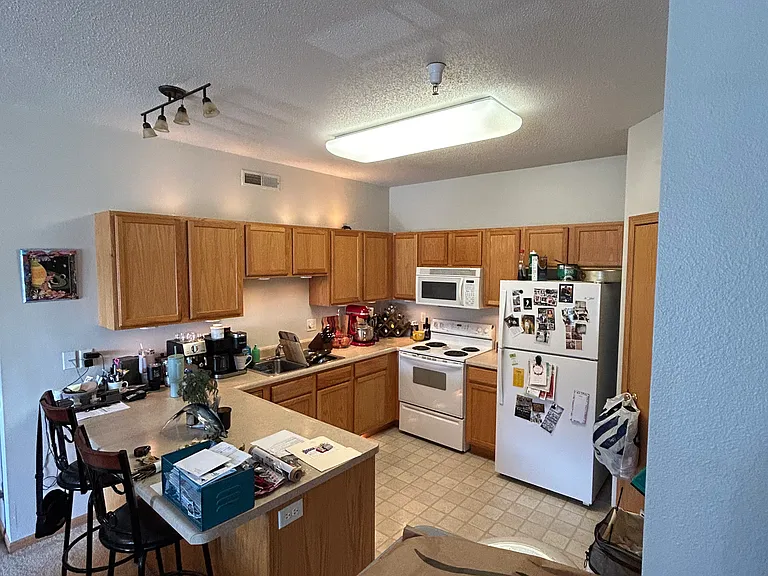 560 Kansas Ave #7 — Photo 17