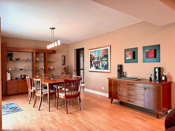 5th image of 4050 Dundee Rd APT 202