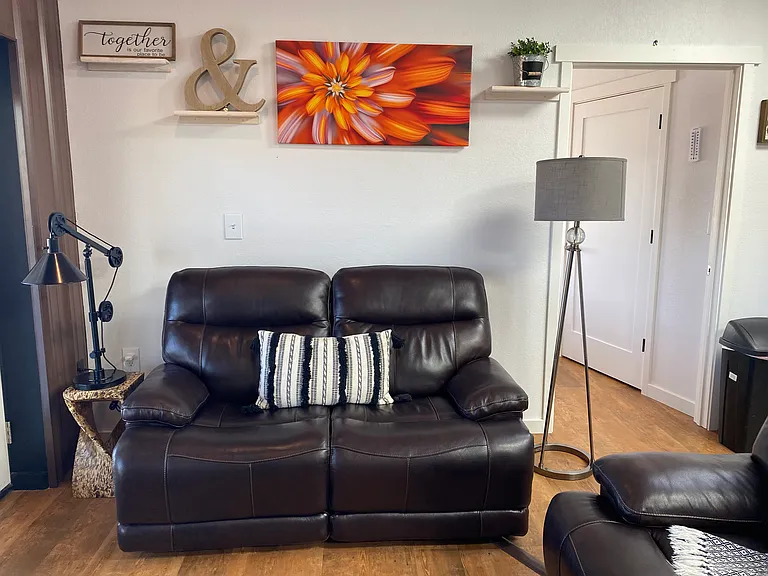 357 Juniper Dr — Photo 8