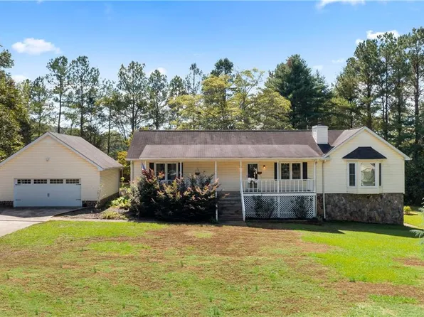 198 Sunset Dr SE, Lindale, GA 30147