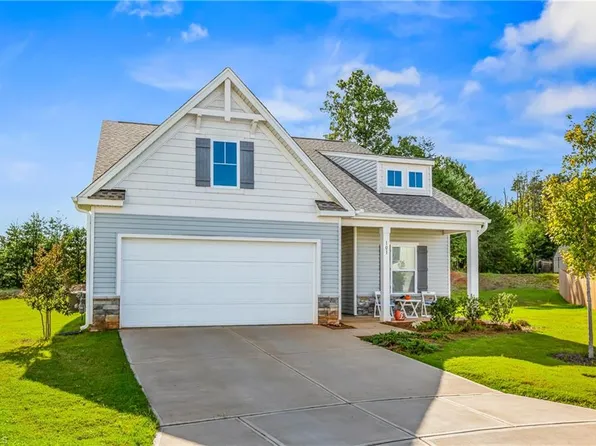101 Bretan Ct, Greensboro, NC 27405