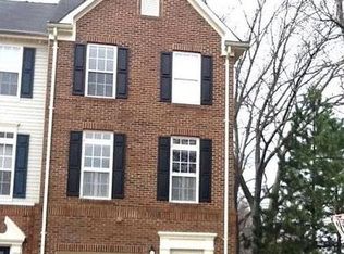 2955 Huntington Grove Sq, Alexandria, VA 22306