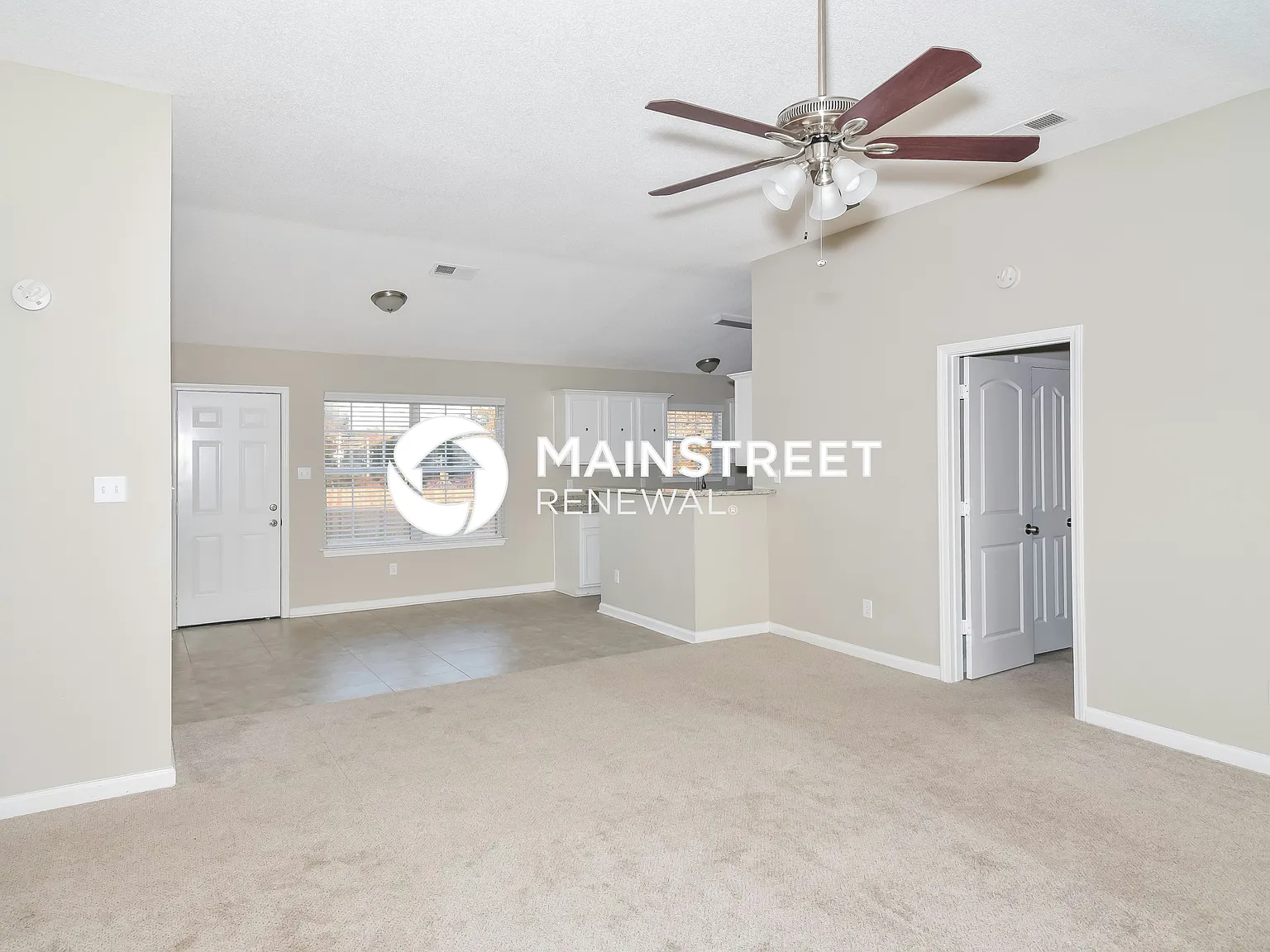 4450 Shadow Leaf Cove N — Photo 4