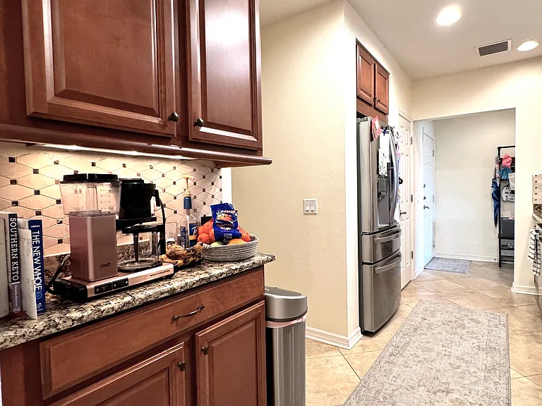 4122 Overture Cir — Photo 7