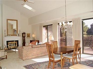 4th image of 1721 Brookwood Dr