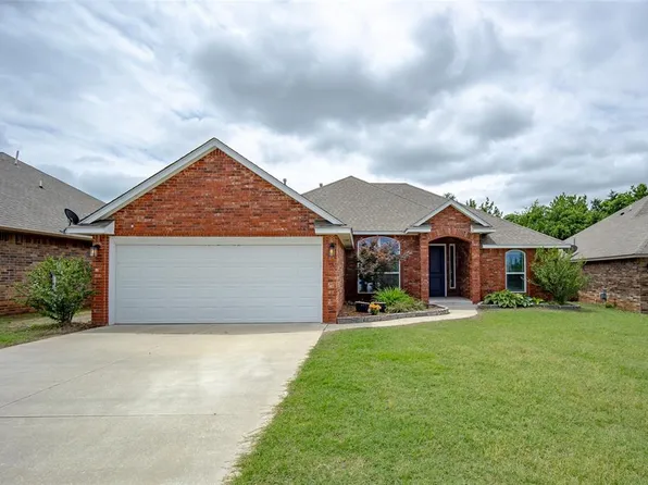 4640 Rosewood Ct, Noble, OK 73068