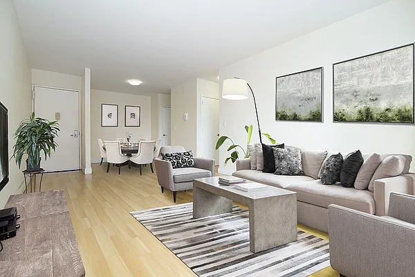 Rented by Avi Nash Associates | media 9