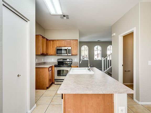 2nd image of 6623 W Melvin St