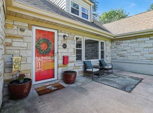 2611 Lake Ave, Wilmette, IL
